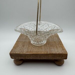Vintage Avon Clear‎ Glass Criss Cross Design Decorative Basket